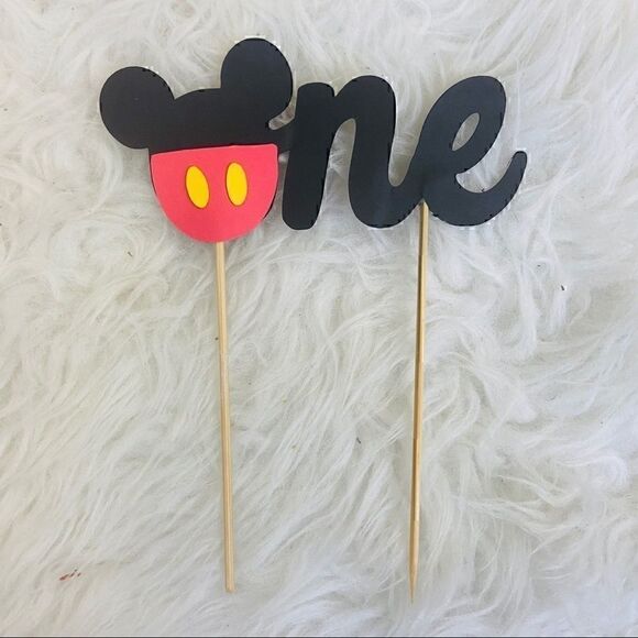 Mickey one cake topper first birthday party - Picture 4 of 11